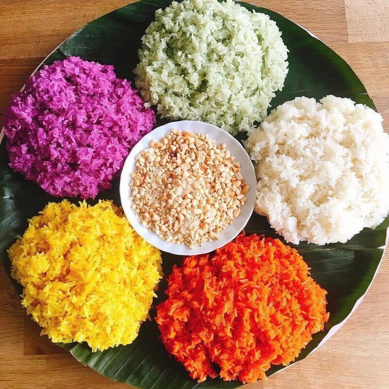Tuyệt đối không ăn nếp sau khi cắt mí, sẽ để lại mủ, viêm nhiễm vết thương (Nguồn: Internet)