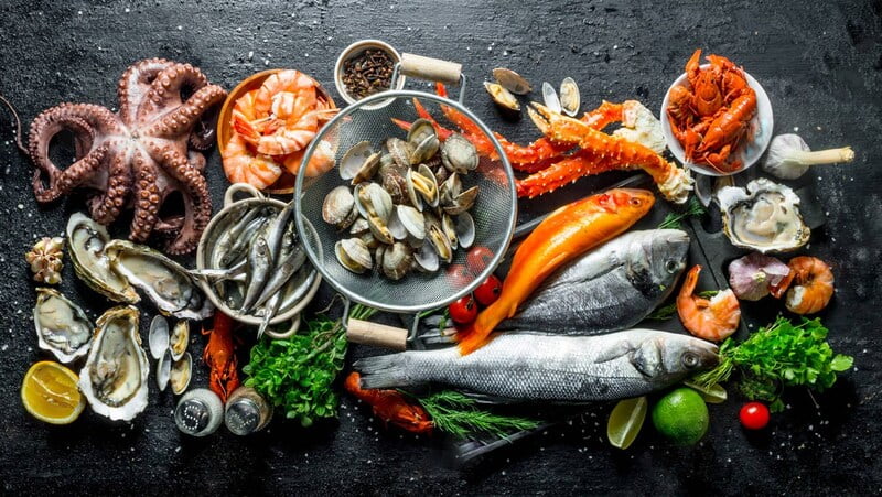 Thực phẩm gây dị ứng như hải sản… (Nguồn: Internet)