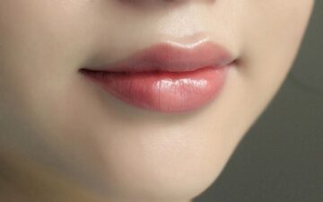 Ăn uống hợp lý sẽ giúp môi sau cắt nhanh lành, đẹp tự nhiên (Nguồn: Internet)